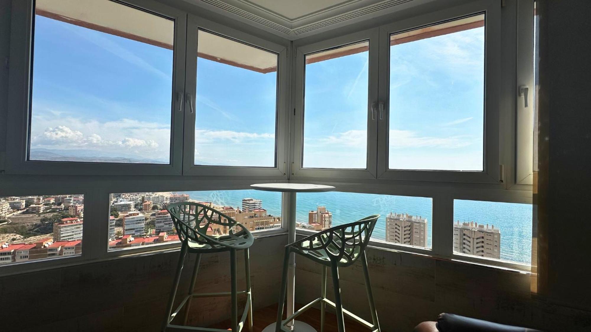 Апартаменты Atico A 50M Del Mar. Parking Gratis. A/C Кампелло Экстерьер фото