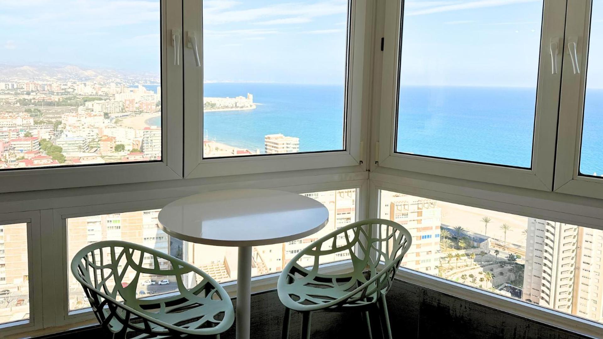 Апартаменты Atico A 50M Del Mar. Parking Gratis. A/C Кампелло Экстерьер фото
