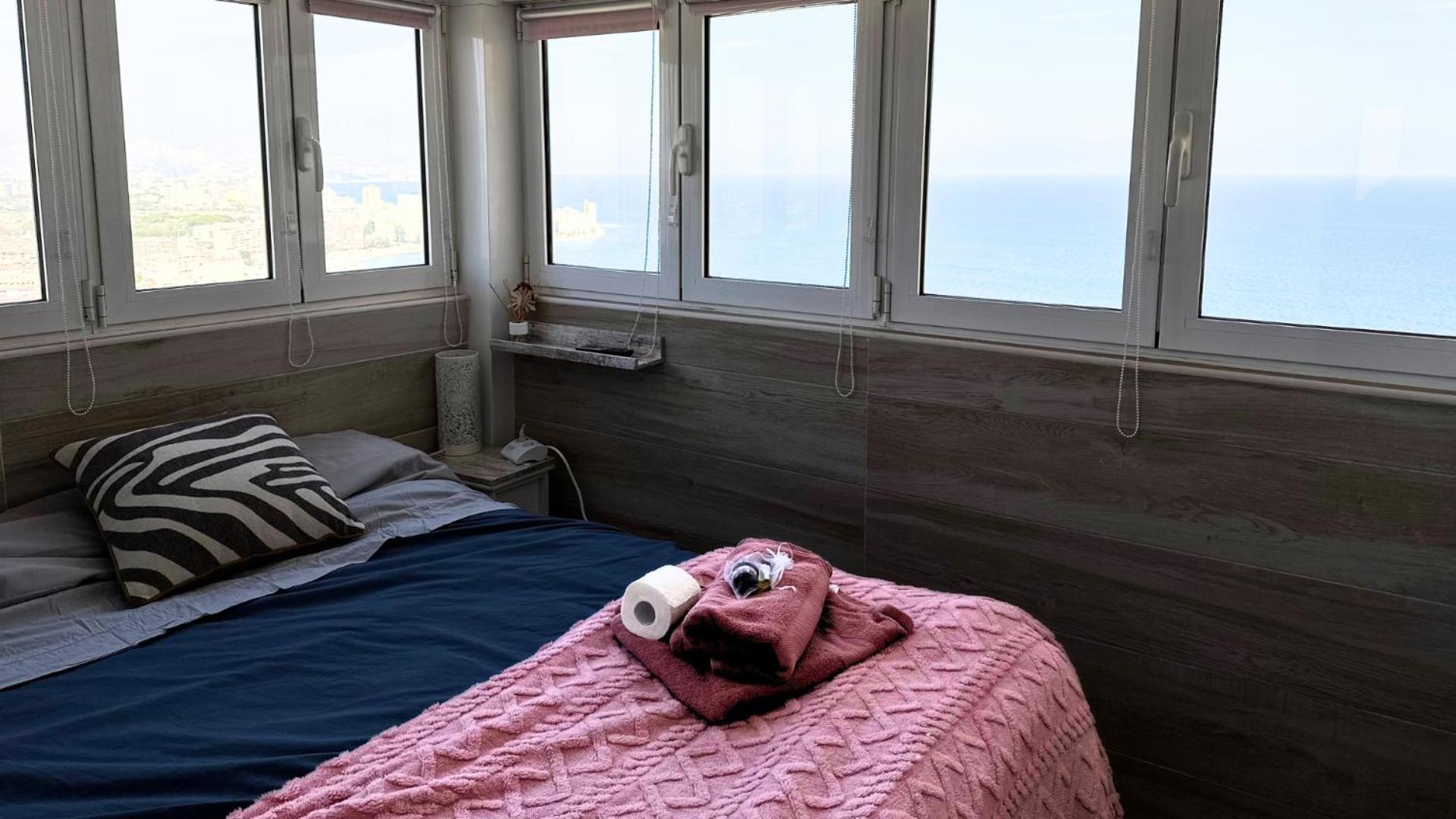 Апартаменты Atico A 50M Del Mar. Parking Gratis. A/C Кампелло Экстерьер фото